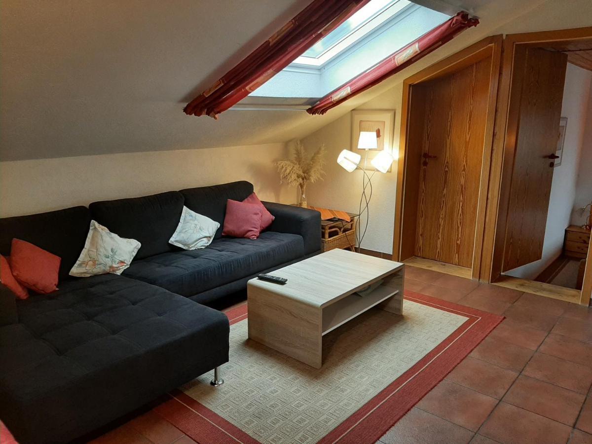 Ferienwohnung Evangeline Borsch Zell an der Mosel Bagian luar foto