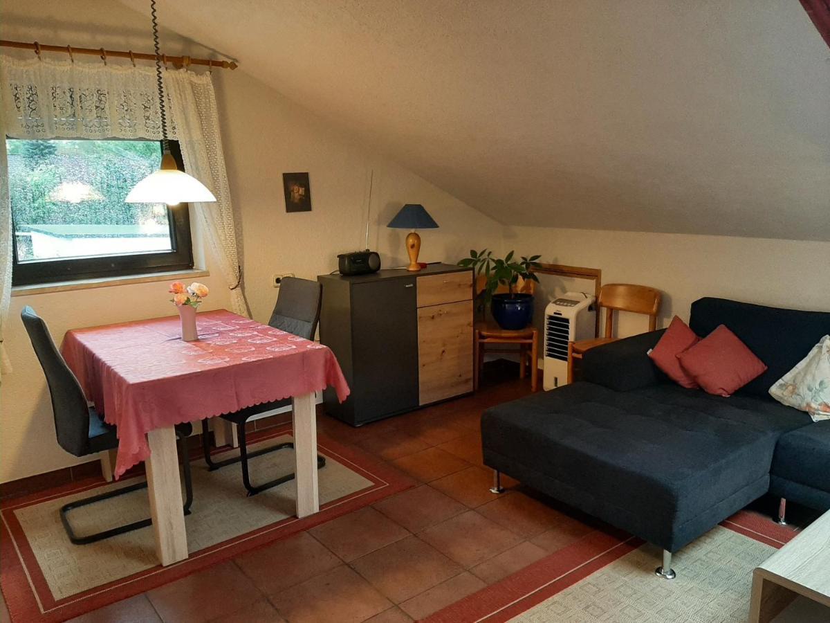 Ferienwohnung Evangeline Borsch Zell an der Mosel Bagian luar foto