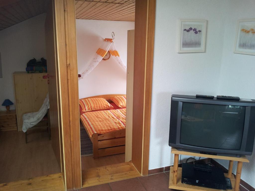 Ferienwohnung Evangeline Borsch Zell an der Mosel Bagian luar foto