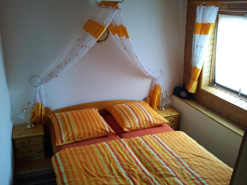 Ferienwohnung Evangeline Borsch Zell an der Mosel Ruang foto