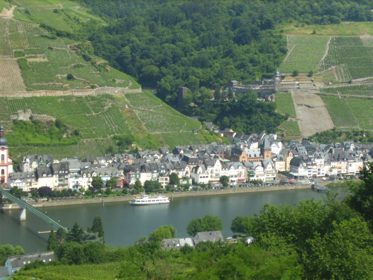 Ferienwohnung Evangeline Borsch Zell an der Mosel Bagian luar foto
