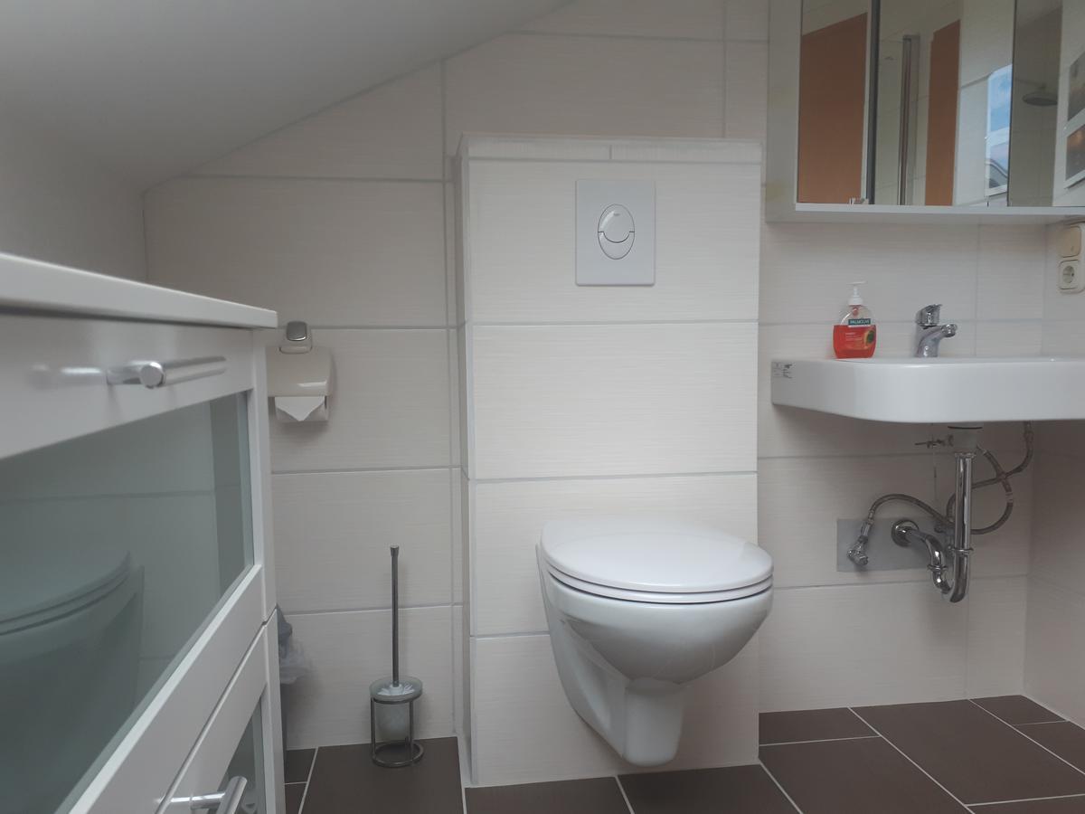 Ferienwohnung Evangeline Borsch Zell an der Mosel Bagian luar foto